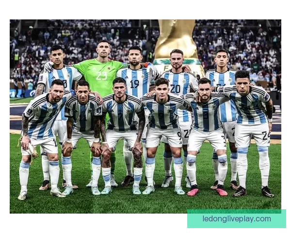 美加墨世界杯竞猜官网为您带来最新赛事预测与精彩分析 美加墨世界杯竞猜官网为您带来最新赛事预测与精彩分析